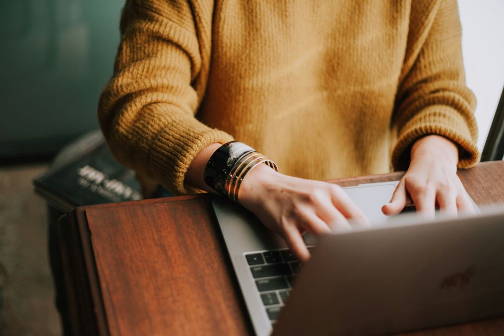 What You Need to Know to Set Up An Online Store