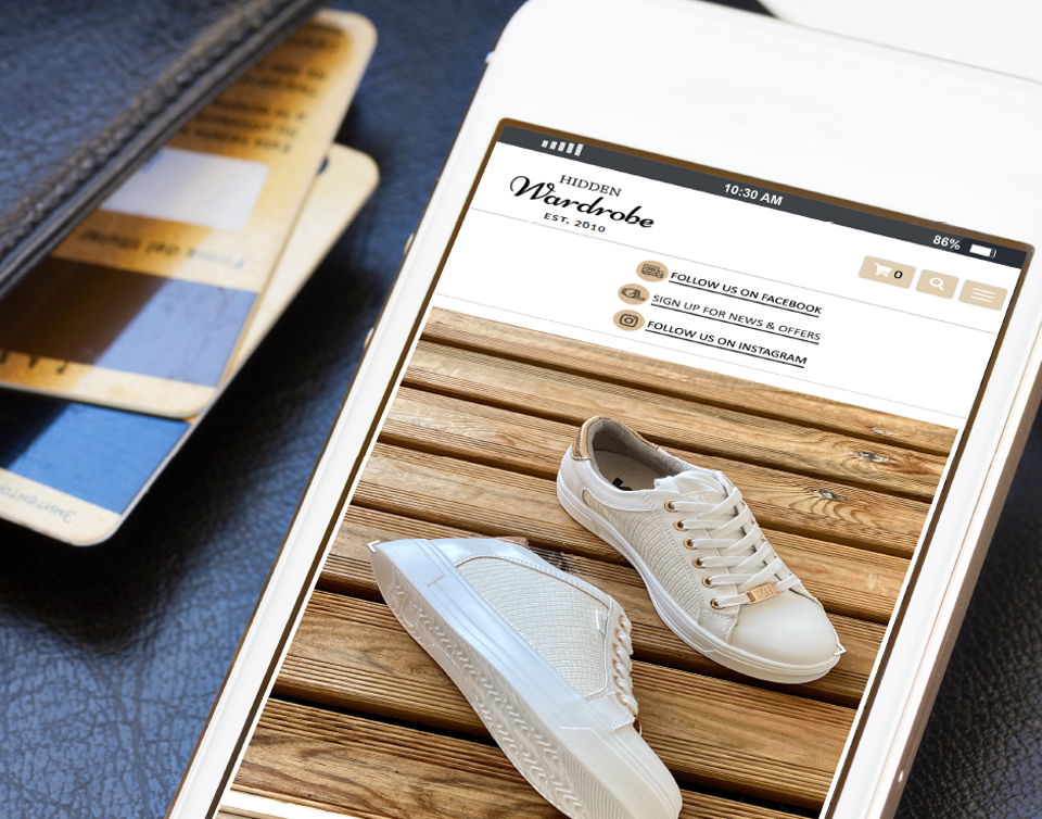 Hidden Wardrobe – mobile interface 2